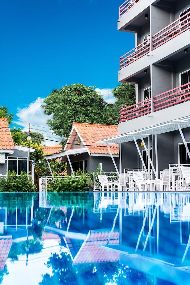 Pk Resort Pattaya Jomtien Beach Exterior photo