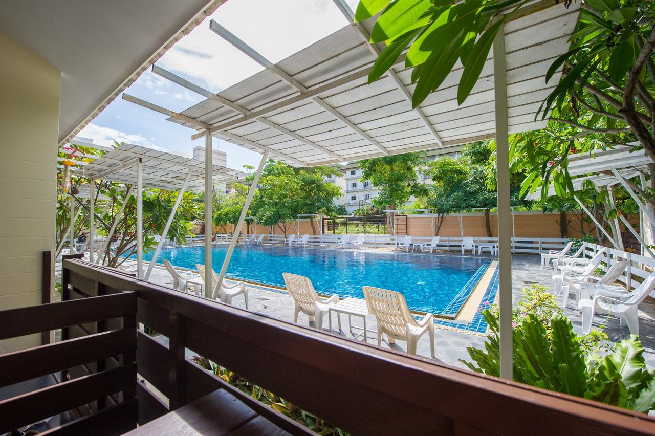 Pk Resort Pattaya Jomtien Beach Exterior photo